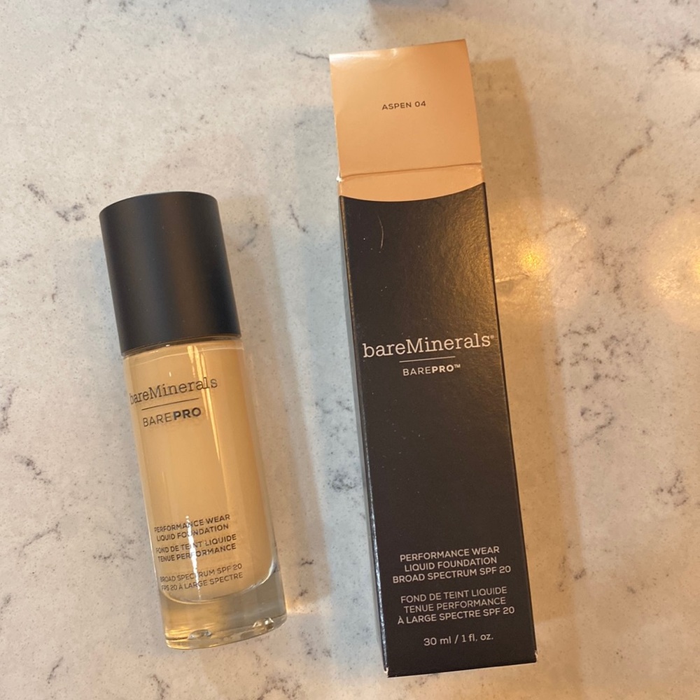 Bare Minerals ASPEN 04 liquid bare pro